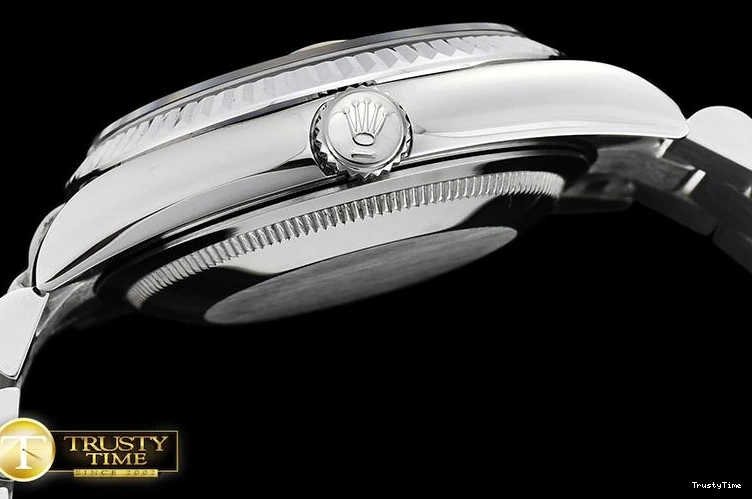 0703 RDD0215E – DayDate 36mm Tailored 688